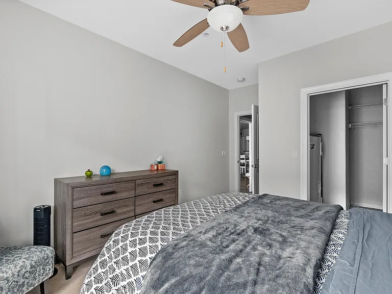 1905 N Water St #102 — Photo 27