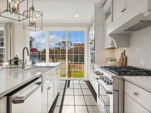 Kitchen with center island