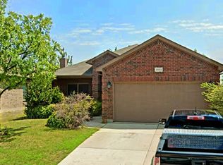 2032 Laurel Forest Dr, Fort Worth, TX 76177