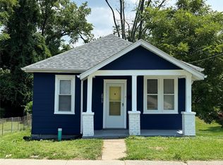 2013 State St, Alton, IL 62002