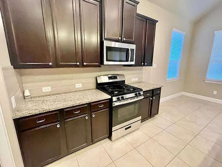 21406 Greylag Dr — Photo 6