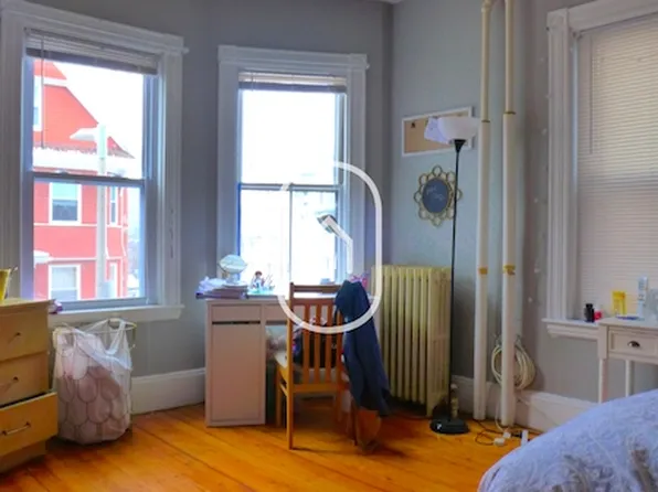 34 Cherokee St, Roxbury, MA