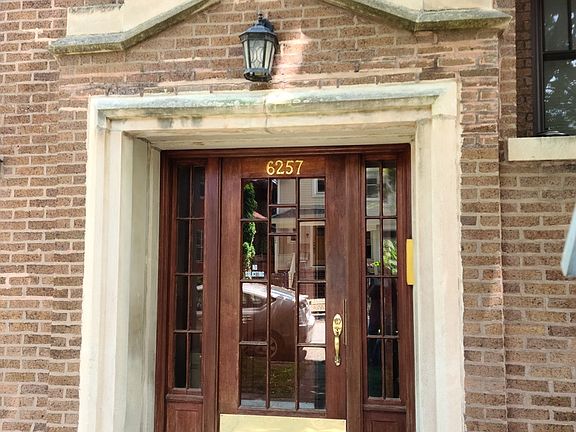 3rd image of 6257 N Greenview Ave #3