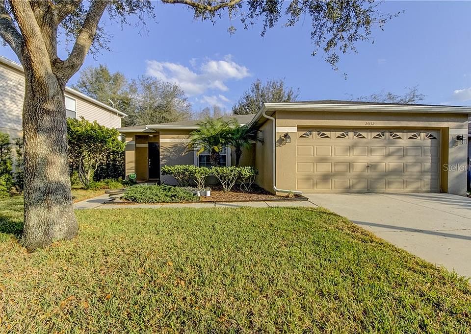 1st image of 2032 Harcourt Pl