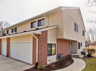963 Pinetree Cir S #0, Buffalo Grove, IL 60089