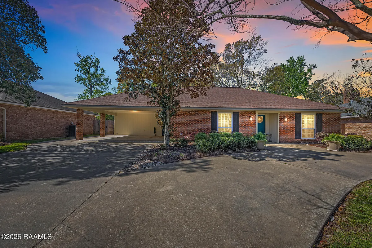 Building Photo - 304 Renwood Cir