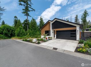 9051 Sea Mist Ln, Blaine, WA