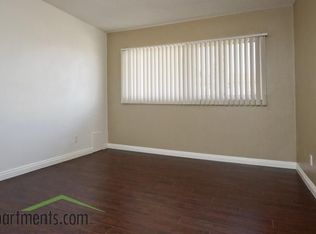 3939 Roxanne Ave APT 18, Los Angeles, CA 90008