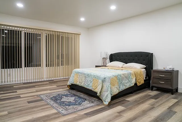 20302 Germain St — Photo 27