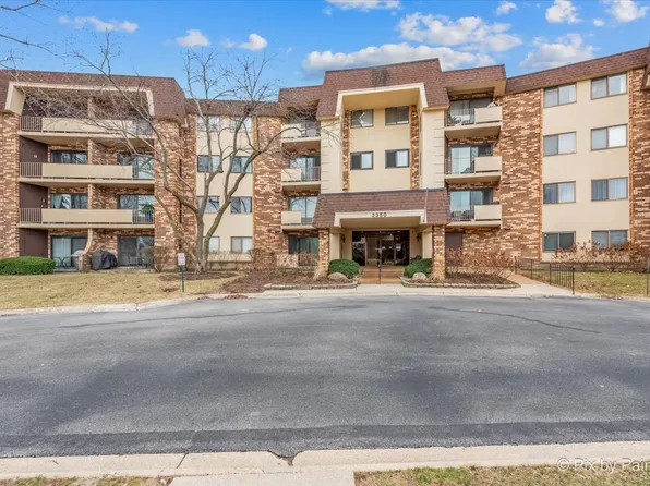 3350 N Carriageway Dr Unit 411, Arlington Heights, IL 60004