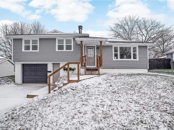 690 27th St NW, Massillon, OH 44647