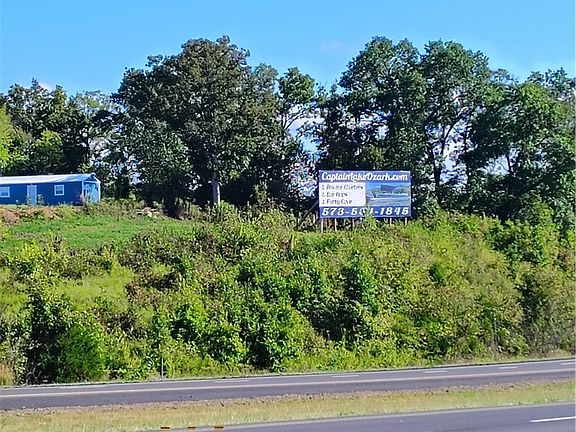 3rd image of 149 Midway Rd #A