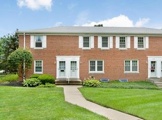 135 Selby Blvd, Worthington, OH 43085