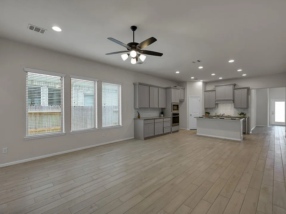 17446 Vino Vines Ln