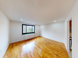 284 Mott St APT 4H, New York, NY 10012