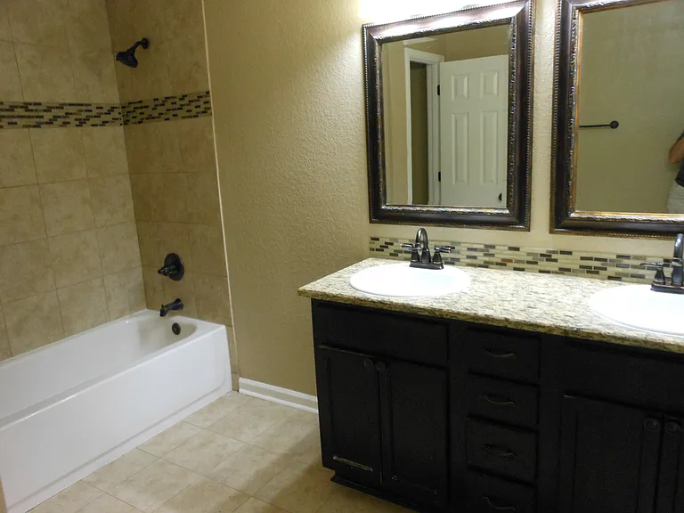 617 San Augustine Blvd — Photo 20