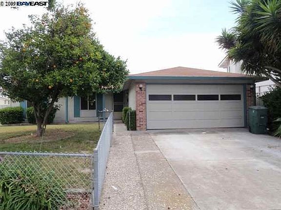 2nd image of 2663 Royal Ann Dr