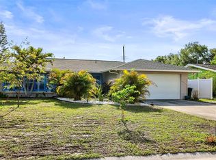 1471 San Roy Dr, Dunedin, FL 34698