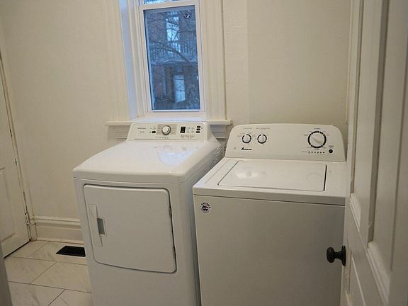 5th image of 2314 Virginia Ave #1