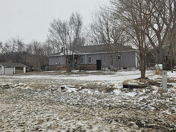 2nd image of 33311 Old Lincoln Hwy