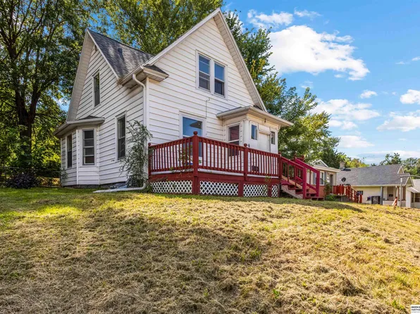 4215 Camden Ave, Omaha, NE 68111