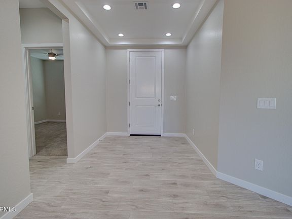 4th image of 3705 N ESTRELLA Road