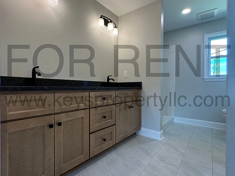 31647 Pinewood Dr — Photo 9