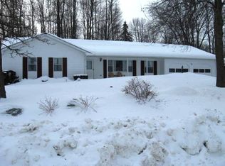 26 Saint Lawrence Ave, Waddington, NY 13694