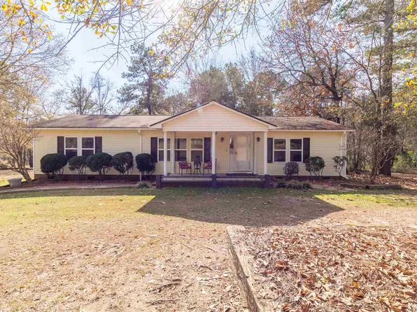 1056 Pablo Dr, Eastover, SC 29044
