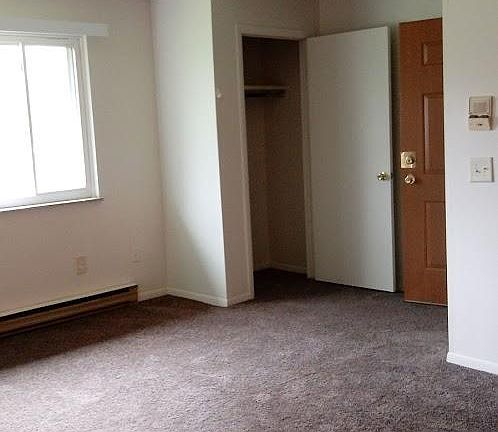 5th image of 7400 Crosscreek Dr