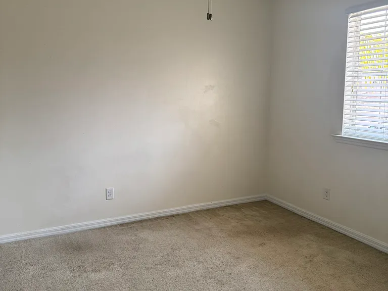 3800 Clearbrook Ln — Photo 12