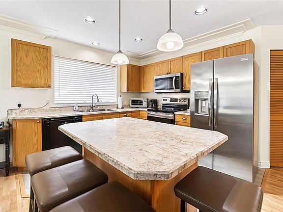 4th image of 6056 Garside Rd