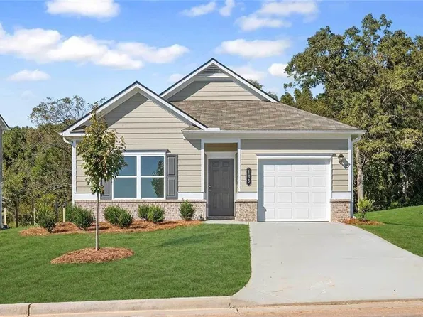 138 Fair Oak Ln, Calhoun, GA 30701