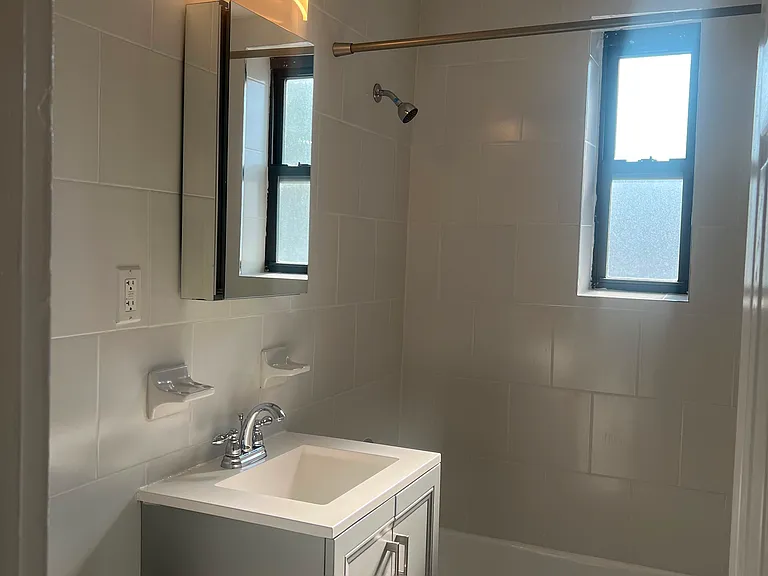 611 Banner Ave #1M — Photo 10