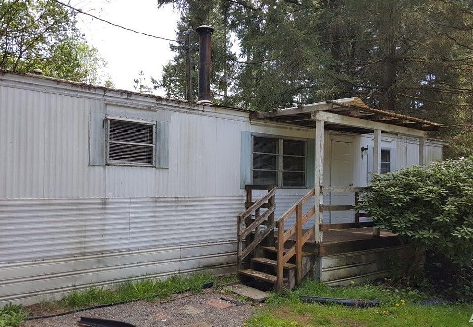 1st image of 8935 Pacific Hwy SE #7
