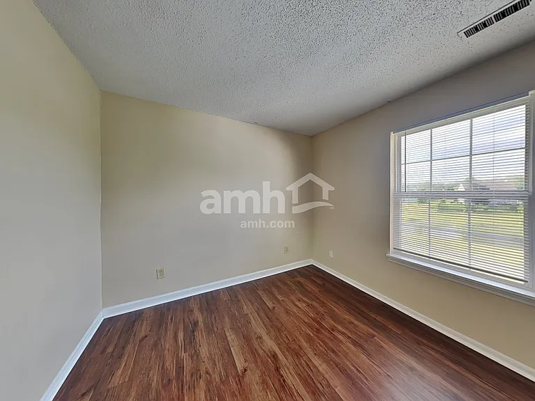 7650 Scatter Woods Ln — Photo 15