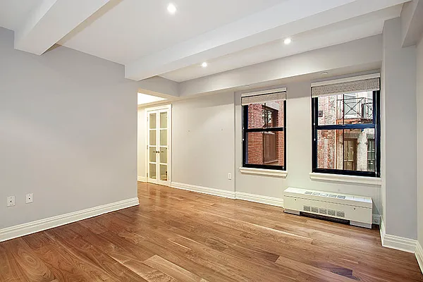 Sold by Liss Real Estate Group LLC | media 3