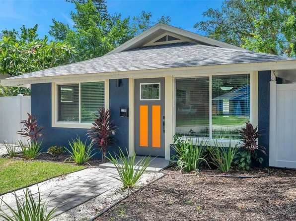 2111 42nd St S, Saint Petersburg, FL 33711