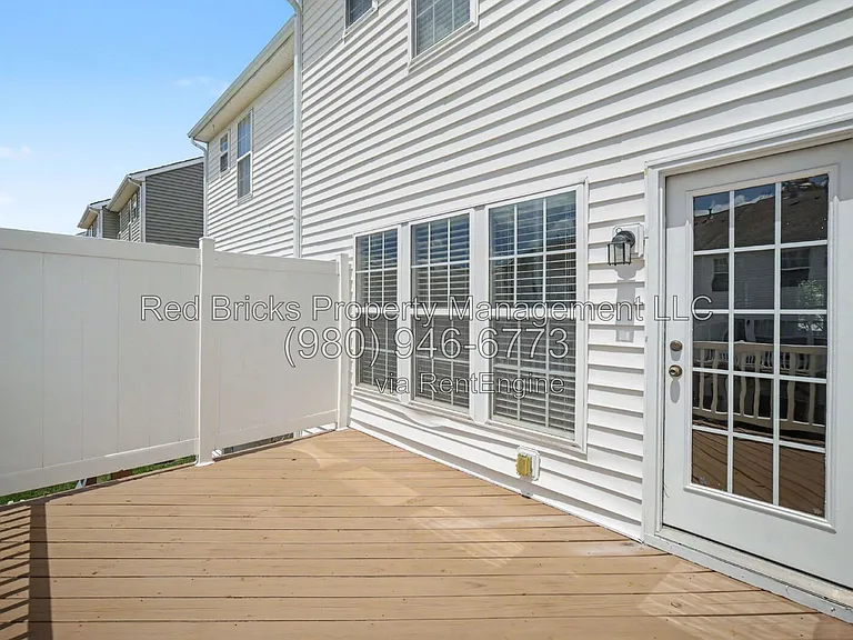 15764 Castle Watch Ave — Photo 16