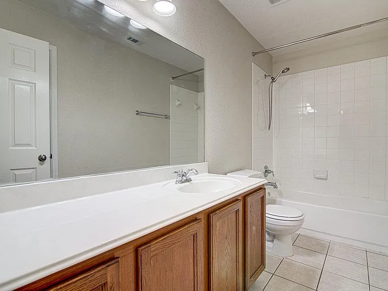 7705 Pebble Creek Dr — Photo 17