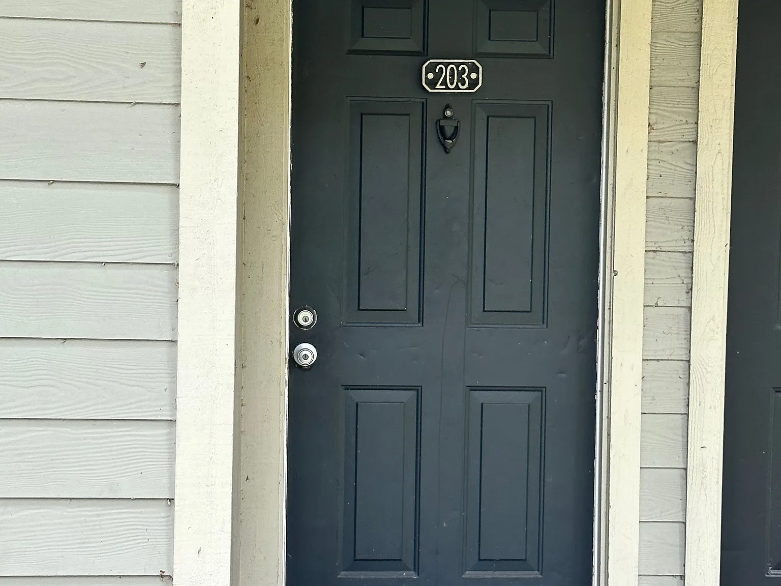2 bed, 1285 sqft, $1,700 — Photo 2