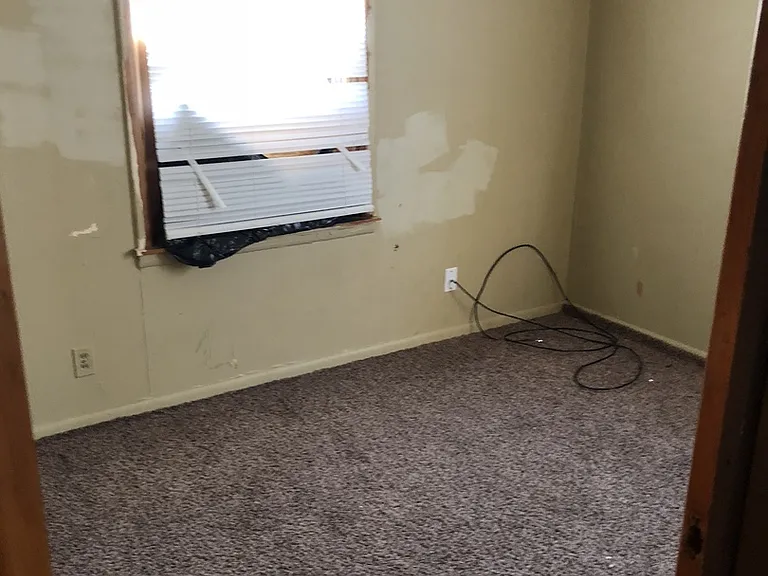 3137 N Kenosha Ave — Photo 6