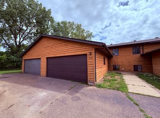 624 Saxonwood Rd, Altoona, WI 54720