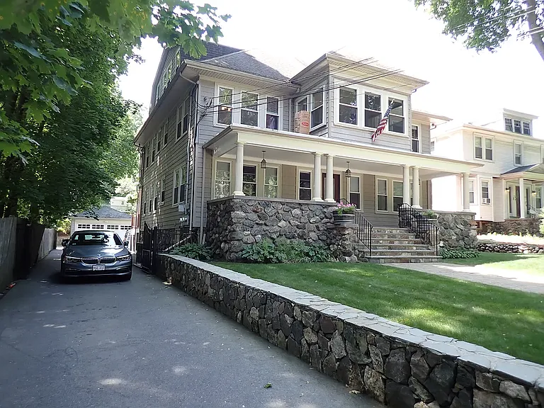 172 Weston St #2 — Photo 36