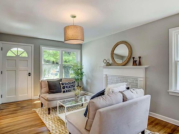 4th image of 1289 Avondale Ave