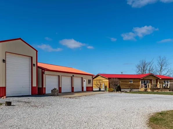 17617 Old Frankfort Rd, West Frankfort, IL 62896