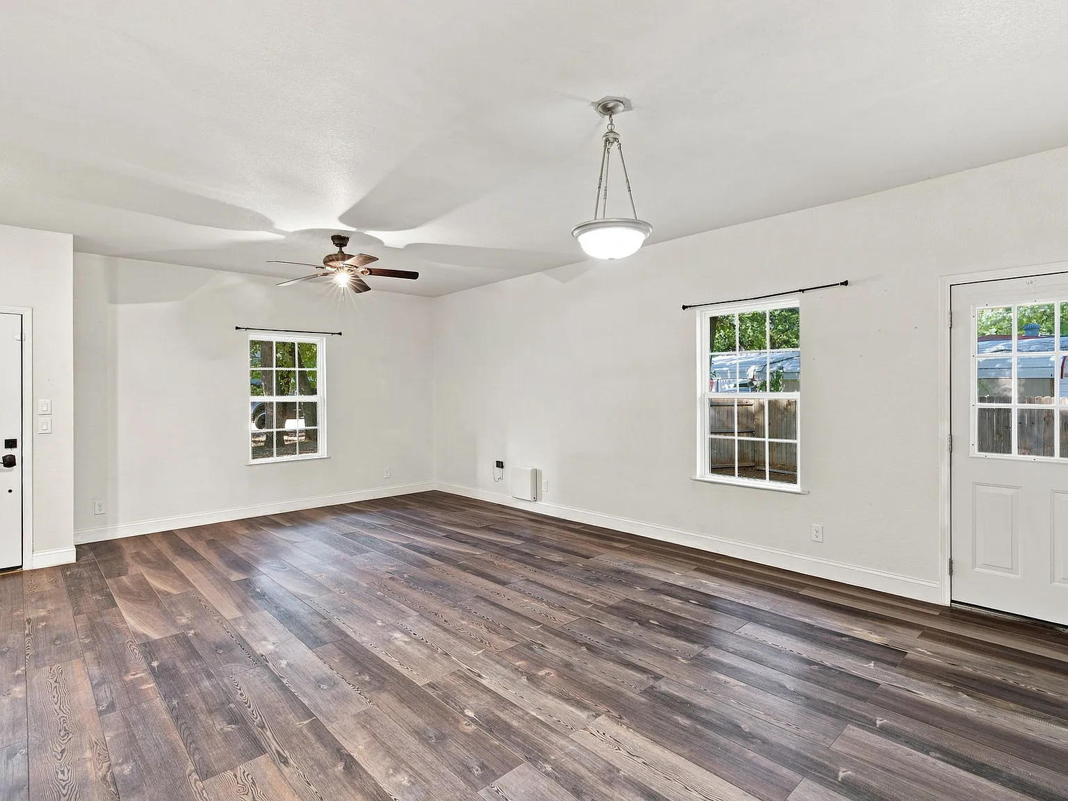 4 bed, 1803 sqft, $2,100 — Photo 4