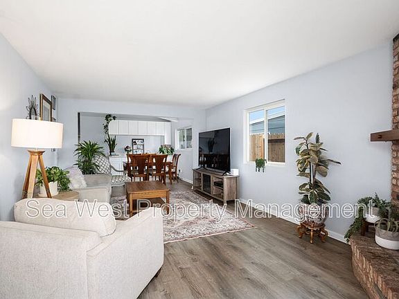 4th image of 1234 Langford St