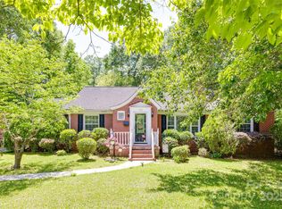 308 Gillsbrook Rd, Lancaster, SC 29720