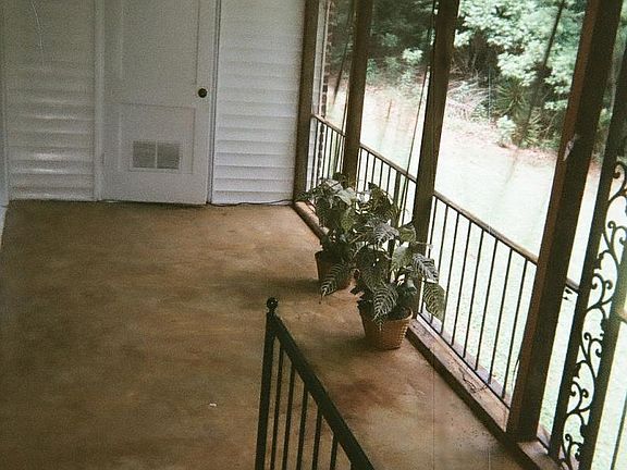 Screened Patio